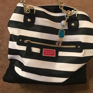 brand new black and white betsey johnson bag